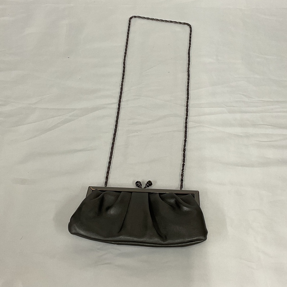 EUC Woman’s Jessica McClintock clutch purse - Picture 1 of 4